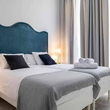 San Buenaventura Apartment 13 เซบีญา ภายนอก รูปภาพ