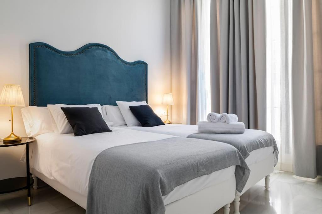 San Buenaventura Apartment 13 เซบีญา ภายนอก รูปภาพ