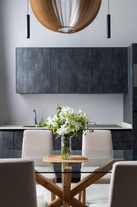 San Buenaventura Apartment 13 เซบีญา ภายนอก รูปภาพ